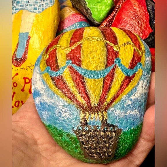 Hand painted Wizard of OZ Rocks 1-of-a-kind Art Painting - No 2 Alike! ππ π‘β€οΈ - Picture 6 of 9